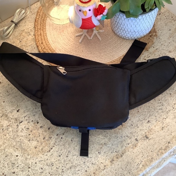 Columbia Hiking Waist Hip Pack with Compass - Picture 6 of 6